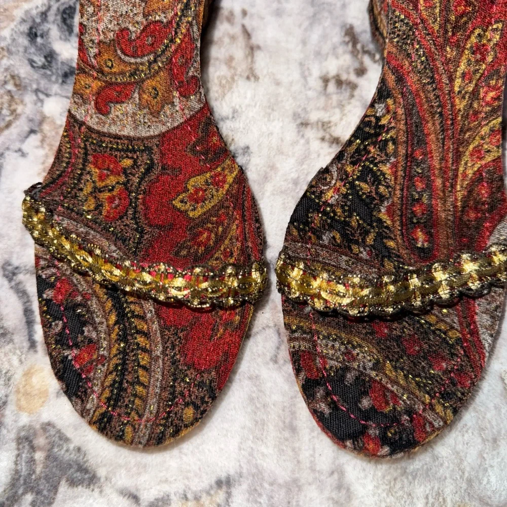 HPLA Women's Red Paisley Sandals - Picture 2 of 6